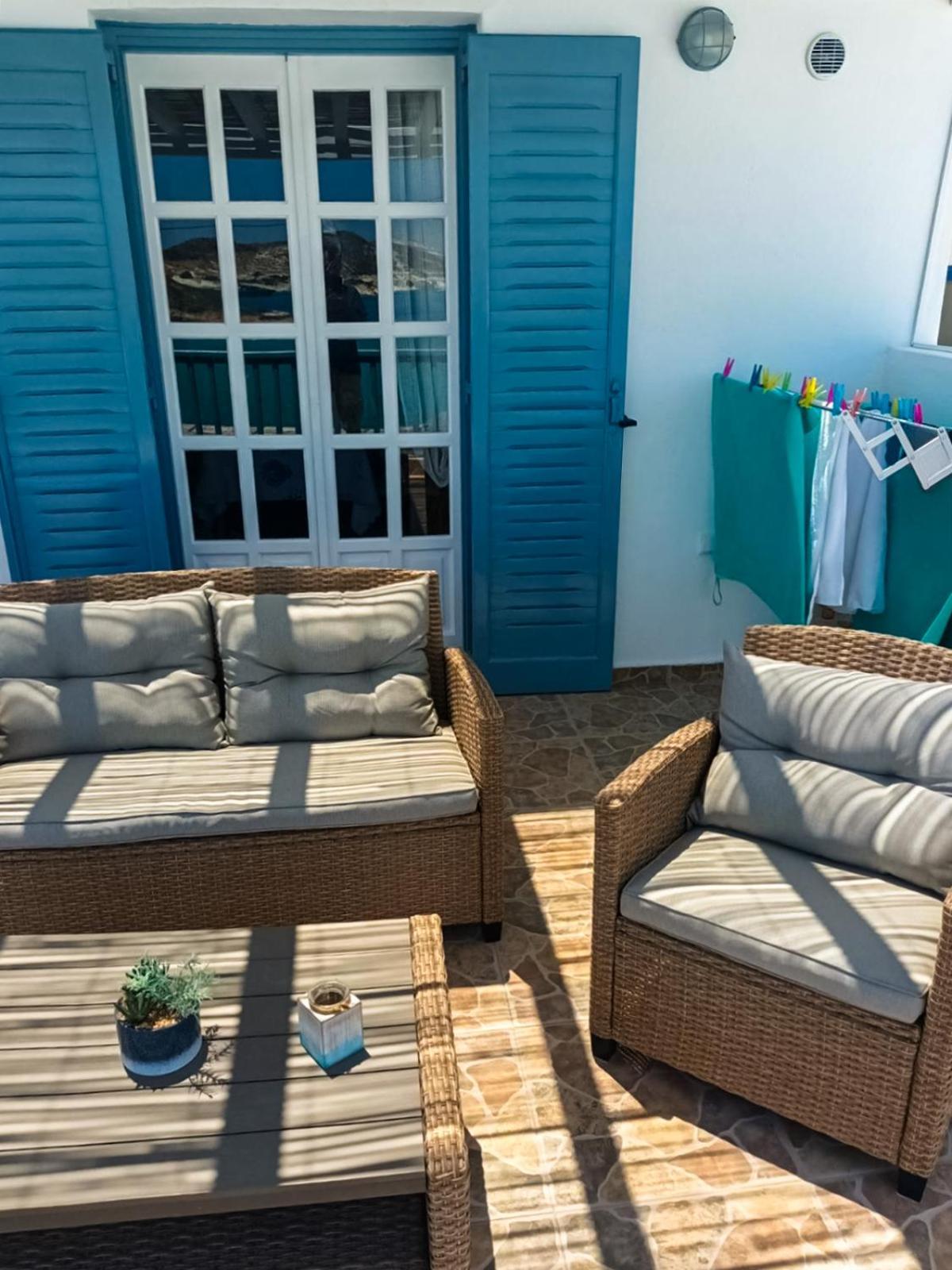 Seaside Residence Kiki Prassa,Kímolos Екстериор снимка