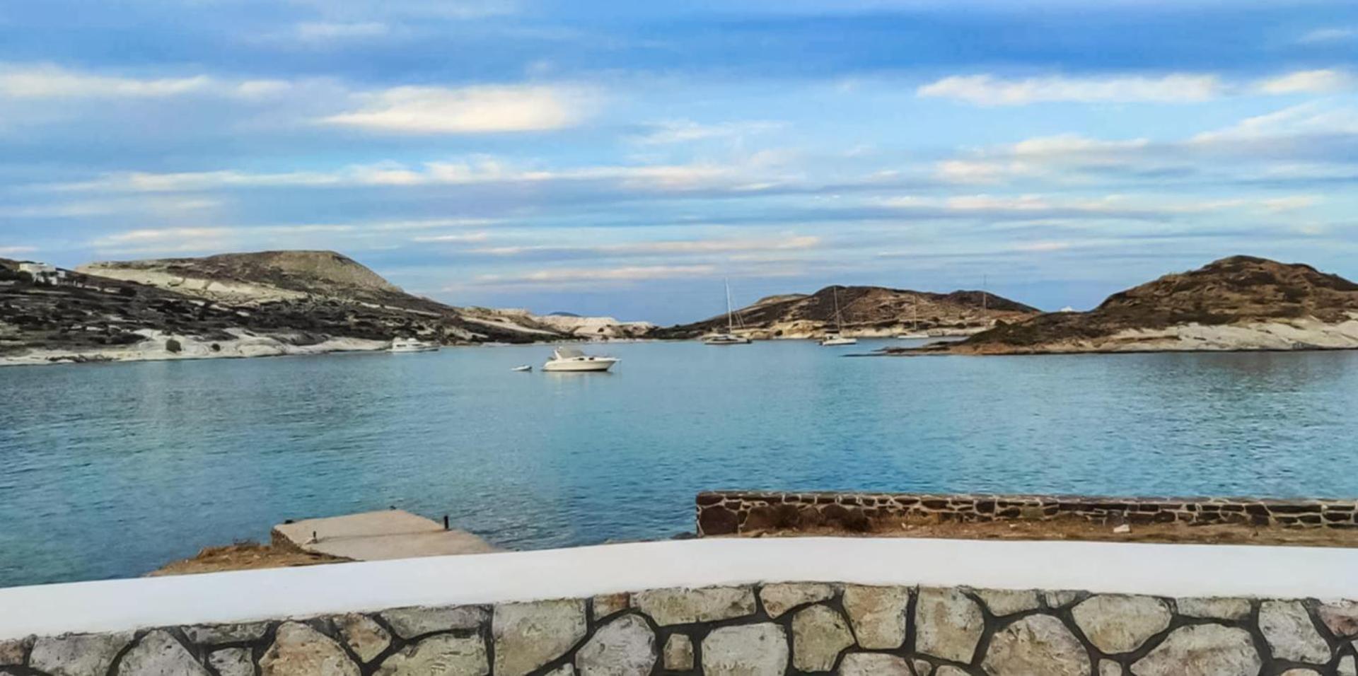 Seaside Residence Kiki Prassa,Kímolos Екстериор снимка