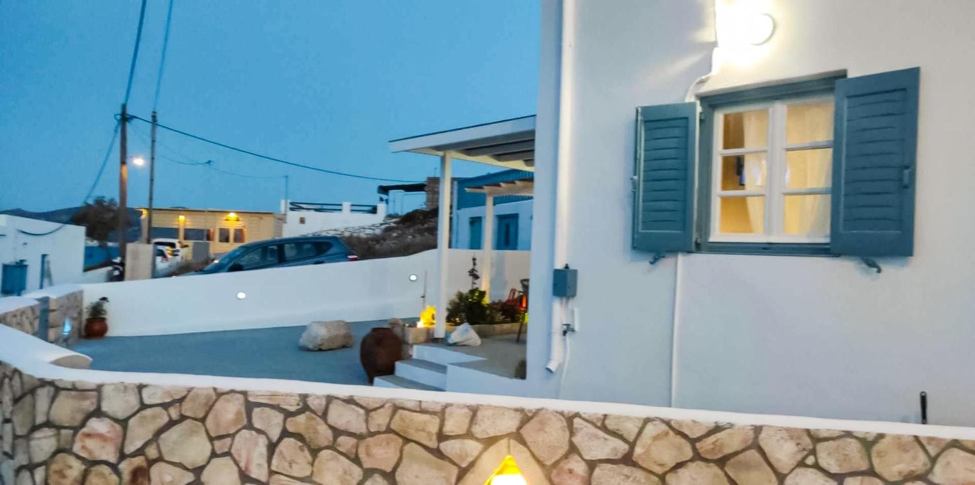 Seaside Residence Kiki Prassa,Kímolos Екстериор снимка